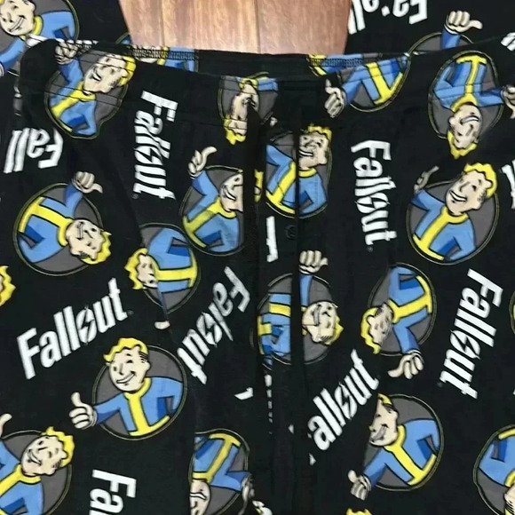 Bethesda pants - Picture 3 of 5